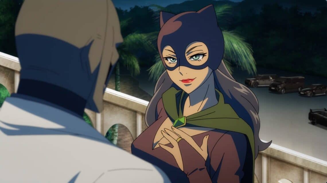 You are currently viewing Catwoman crashes a costume party in new “Catwoman: Hunted” with new images!