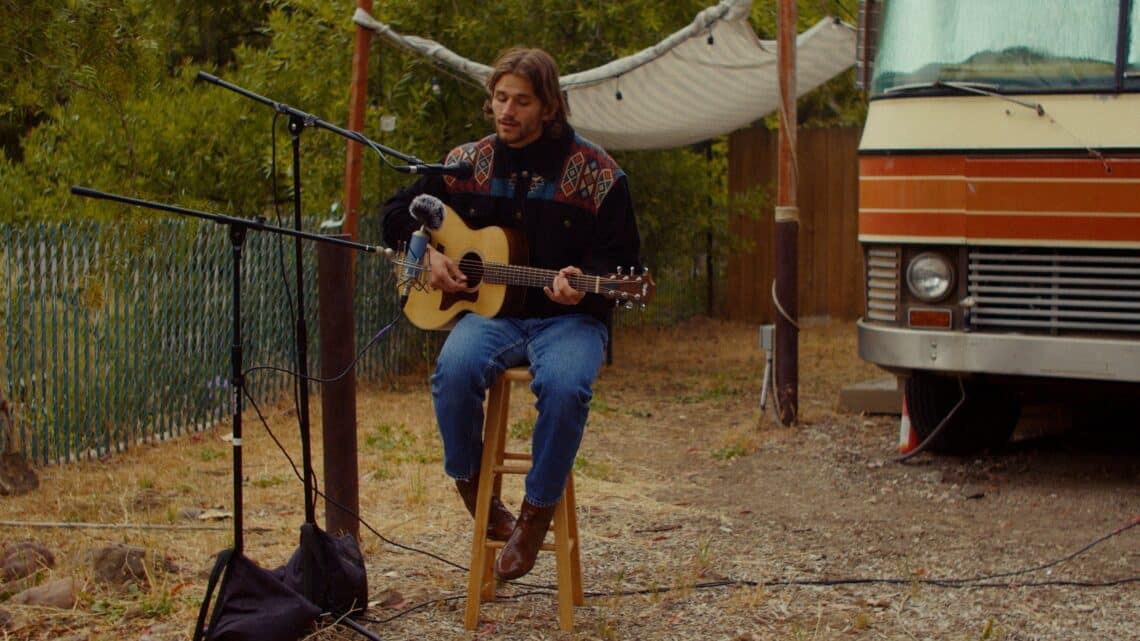 You are currently viewing JONAH KAGEN SHARES “GEORGIA” ACOUSTIC VIDEO