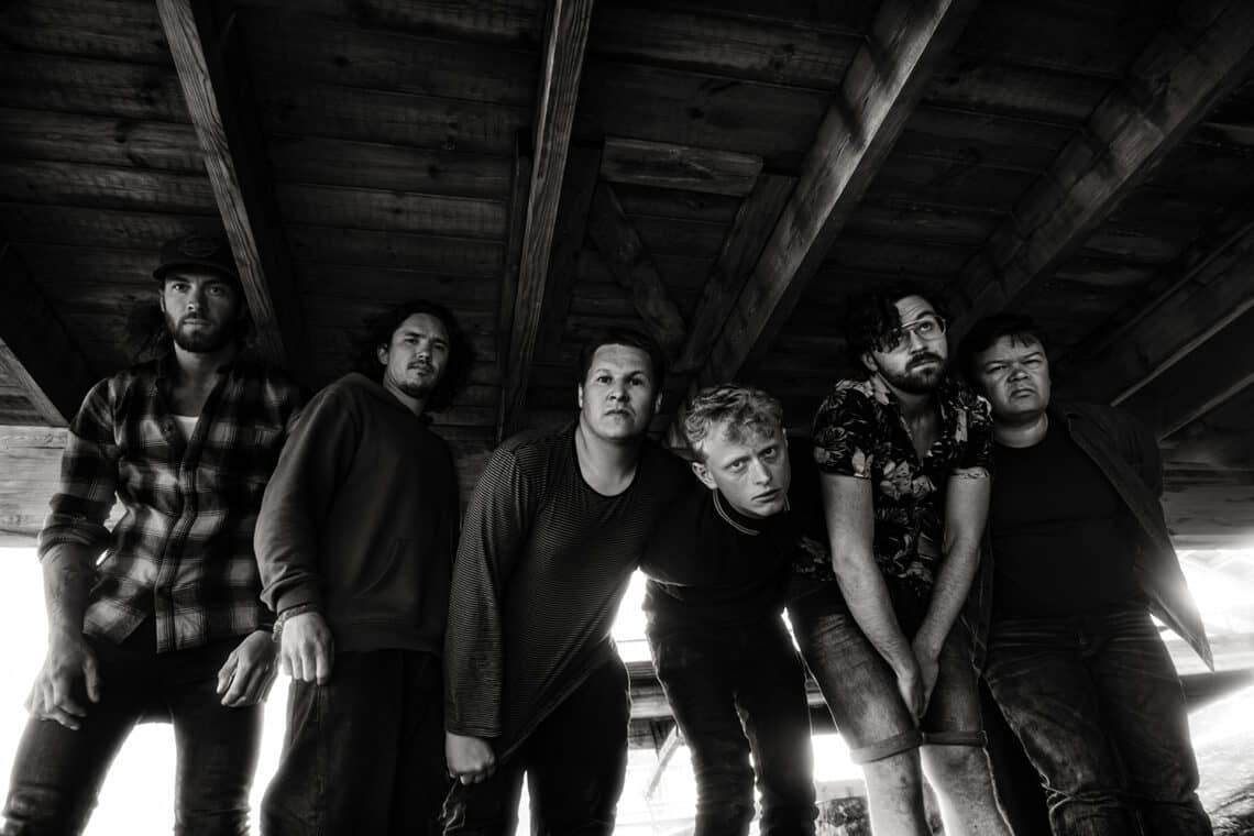 Read more about the article Norwegian band Norsk Råkk release music video of “Millioner av Sandkorn”