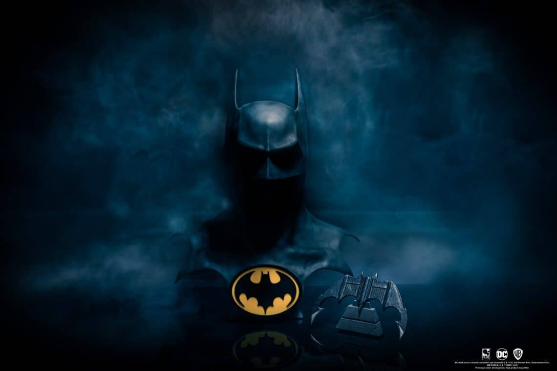 Read more about the article Batman 1:1 Cowl Replica Launches Today!