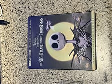 Read more about the article The Nightmare Before Christmas 4K Ultra HD Ultimate Collectors Edition Giveaway