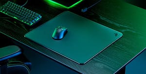 Read more about the article EXPERIENCE PURE POLISHED PRECISION WITH THE RAZER ATLAS TEMPERED GLASS GAMING MOUSE MAT