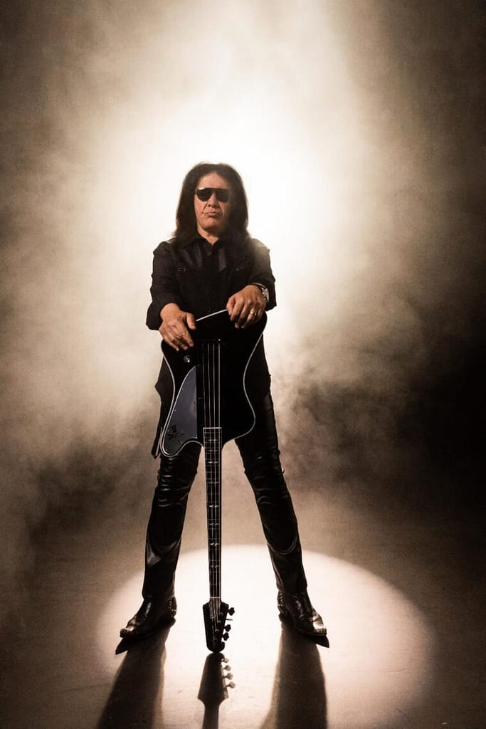 You are currently viewing Gibson and Gene Simmons Announce: Gene Simmons G² Thunderbird Bass