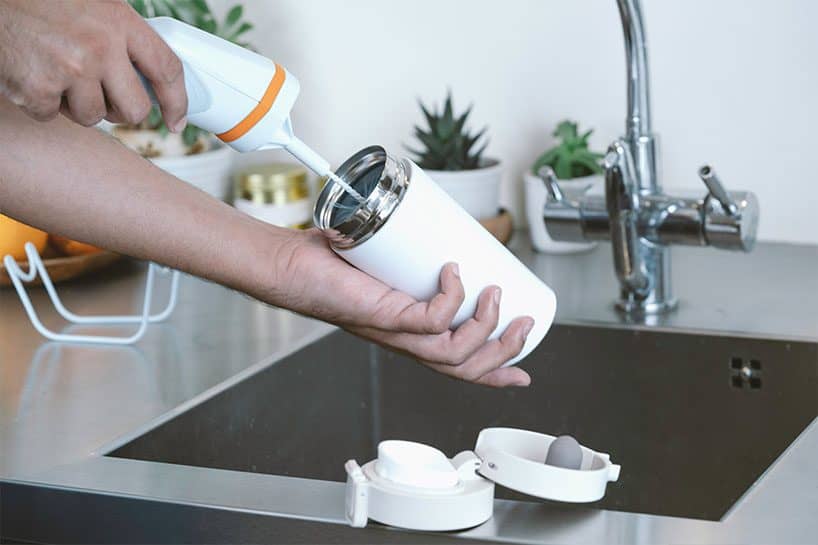 Read more about the article 3500% FUNDED, THIS KITCHEN GADGET PROMISES TO END THE NIGHTMARE  OF SCRUBBING BY HAND