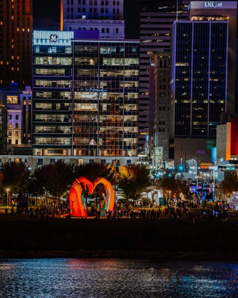 You are currently viewing BLINK®, ILLUMINATED BY ARTSWAVE, RETURNS IN 2024 TO LIGHT UP CINCINNATI FOR ITS FOURTH EDITION