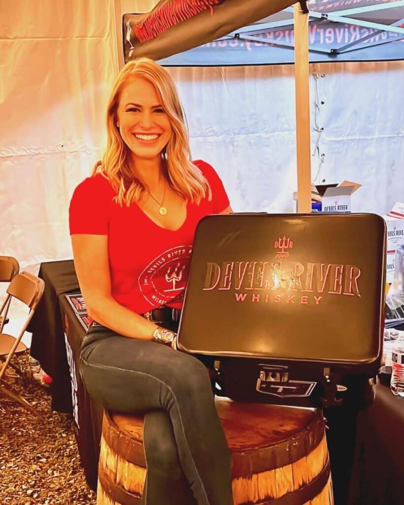 Read more about the article DEVILS RIVER WHISKEY and ICEY-TEK Showcase A New Limited Edition Cooler